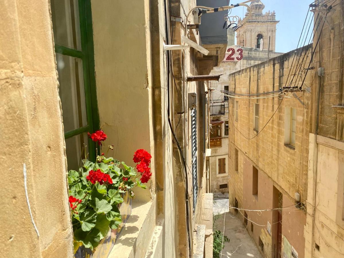 The Knight - Heritage & Art Home At Birgu Square Экстерьер фото