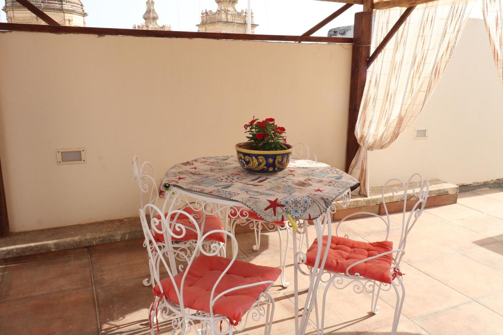 The Knight - Heritage & Art Home At Birgu Square Экстерьер фото