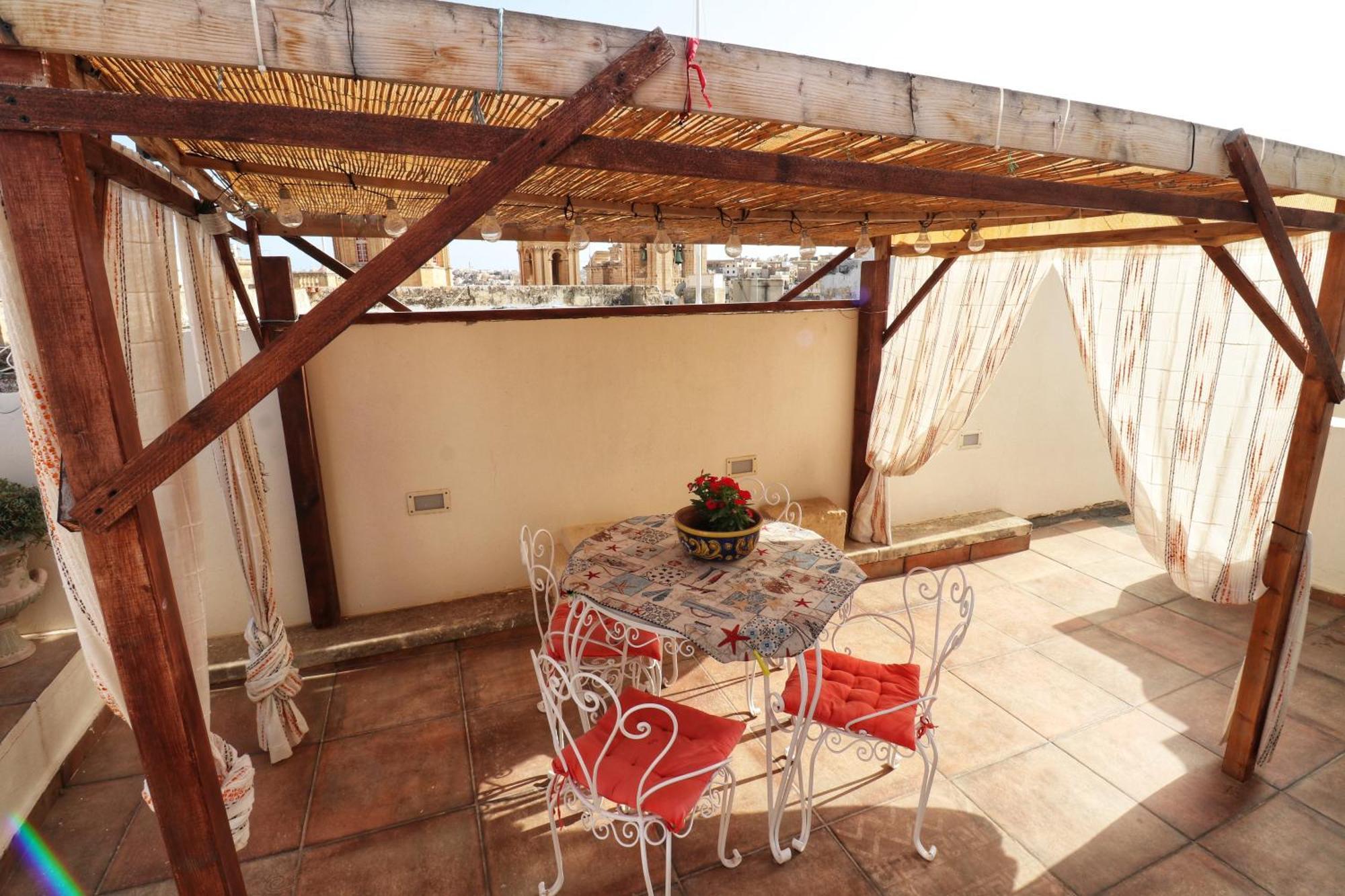 The Knight - Heritage & Art Home At Birgu Square Экстерьер фото