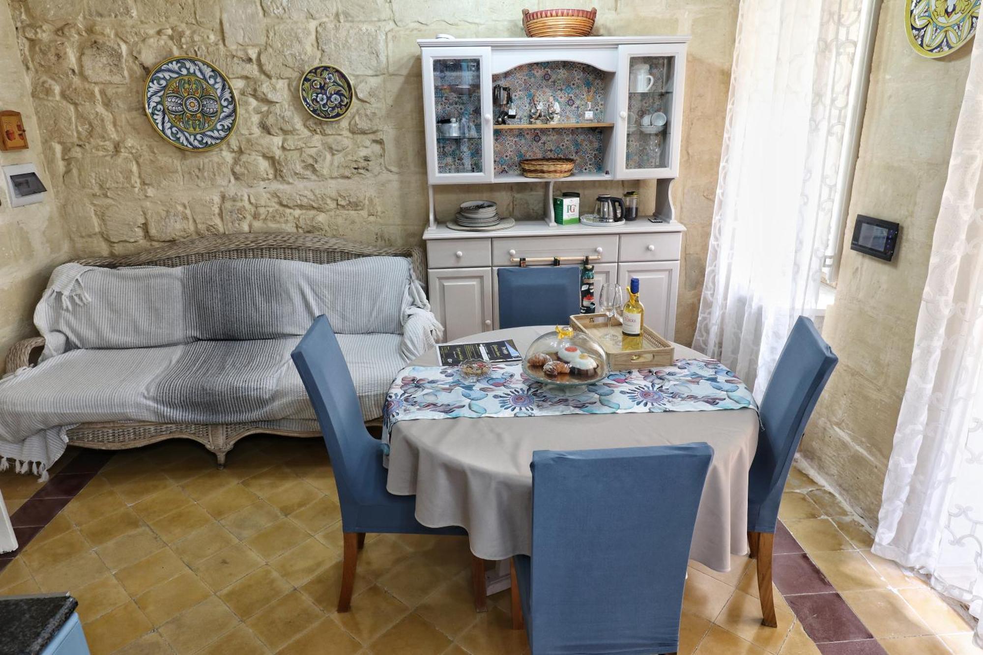The Knight - Heritage & Art Home At Birgu Square Экстерьер фото